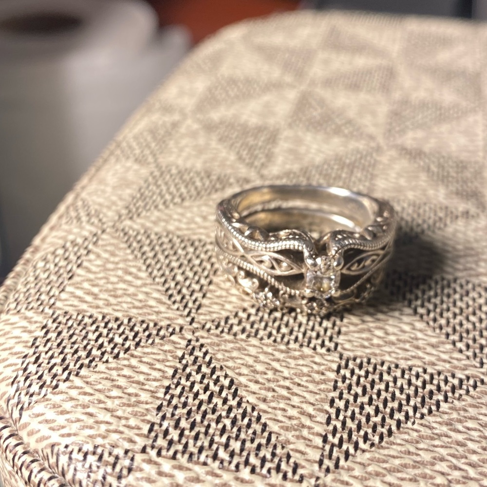 Shane co Engagement ring